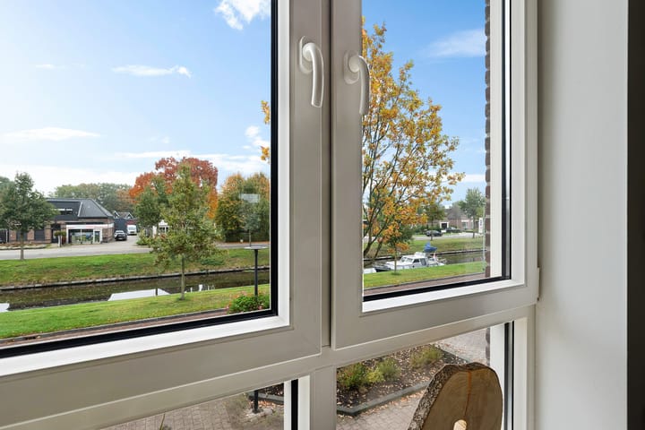 Photo 16 of Vaart ZZ 4-D