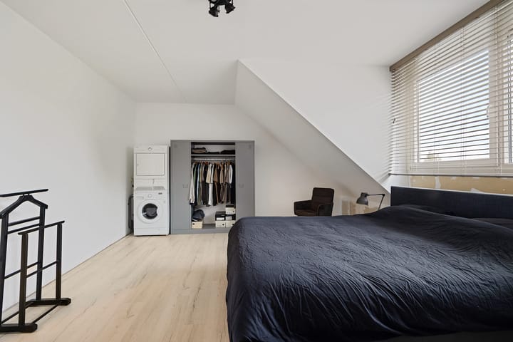 Photo 26 of Vaart ZZ 4-D