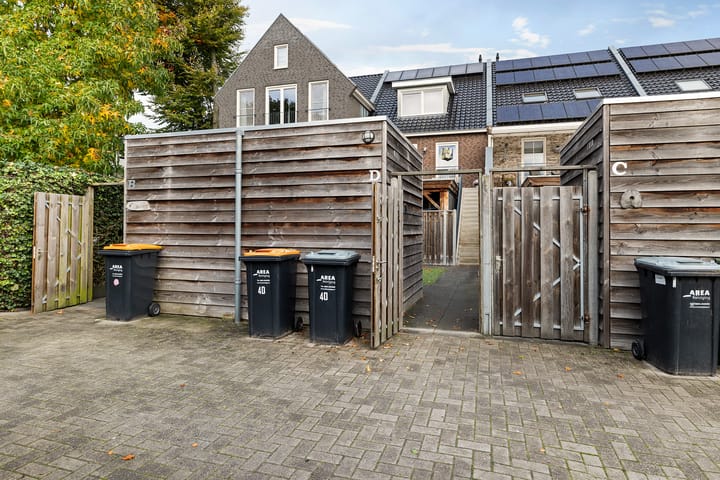 Photo 37 of Vaart ZZ 4-D