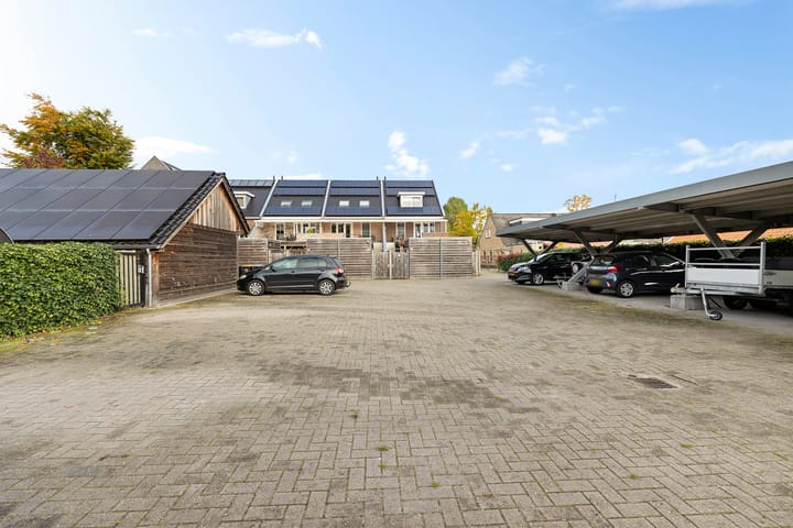 Photo 38 of Vaart ZZ 4-D