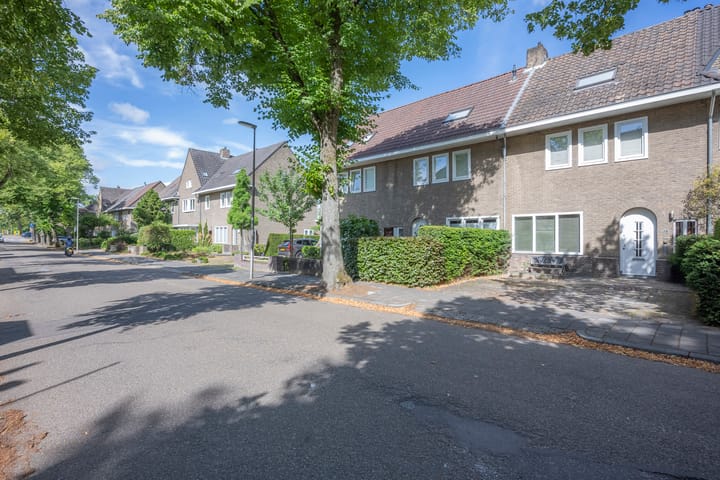 Foto 32 van Caumerbeeklaan 25