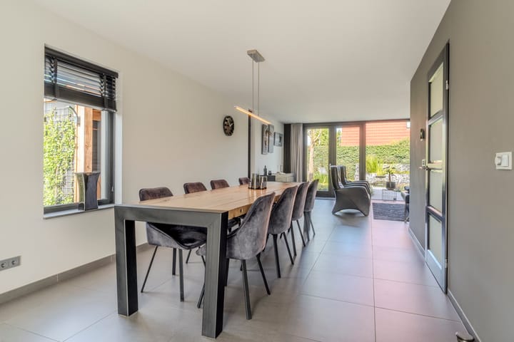 Foto 11 van Joke Smitstraat 5