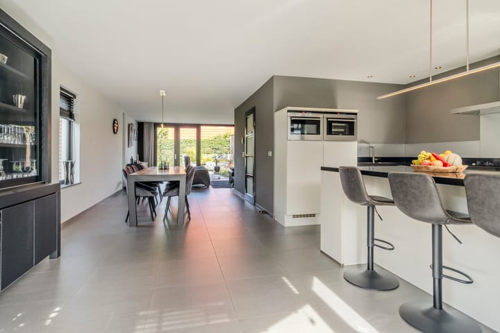 Foto 12 van Joke Smitstraat 5