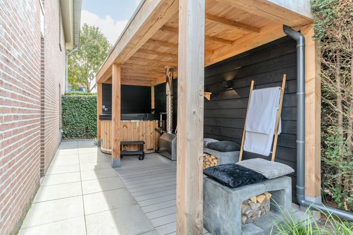 Foto 30 van Joke Smitstraat 5