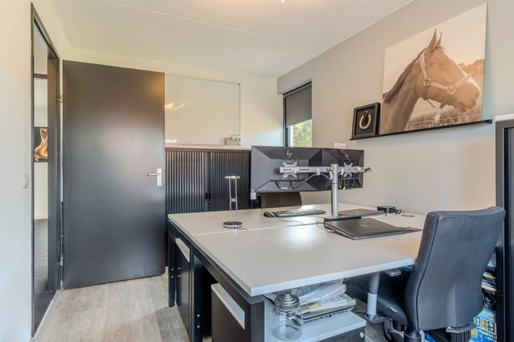 Foto 40 van Joke Smitstraat 5