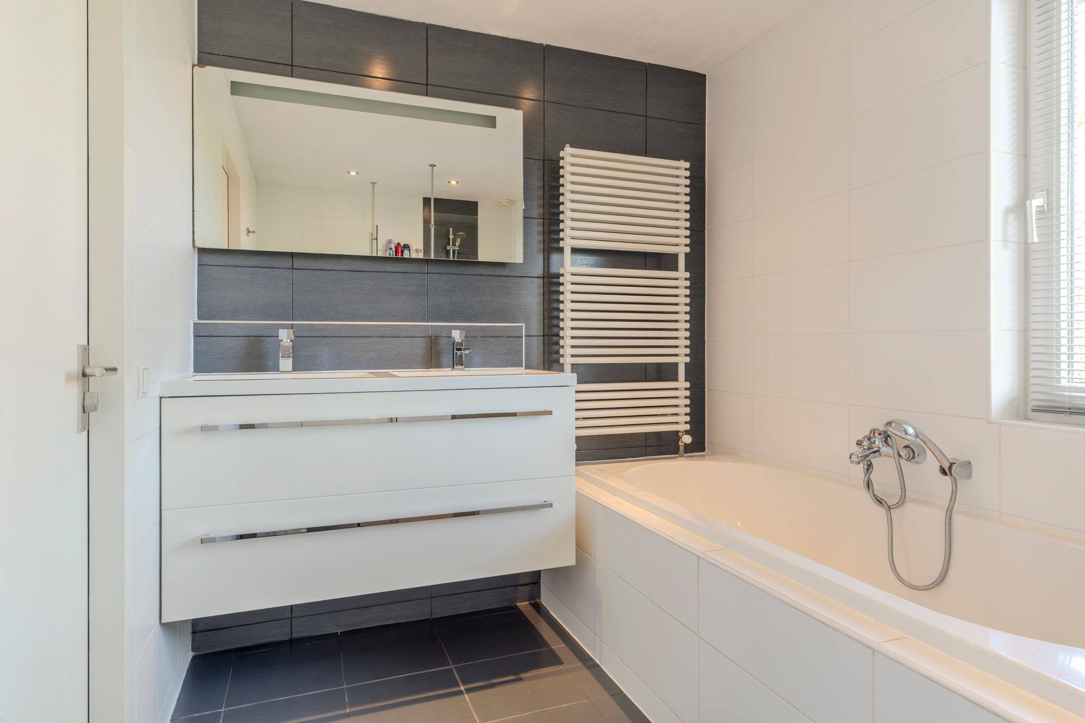 Foto 48 van Joke Smitstraat 5