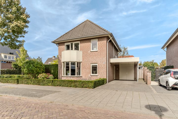 Foto 59 van Joke Smitstraat 5