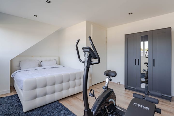 Photo 30 of Wilgenroos 49