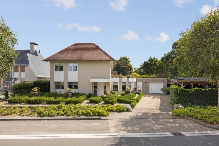 Foto 1 van Amroth 24