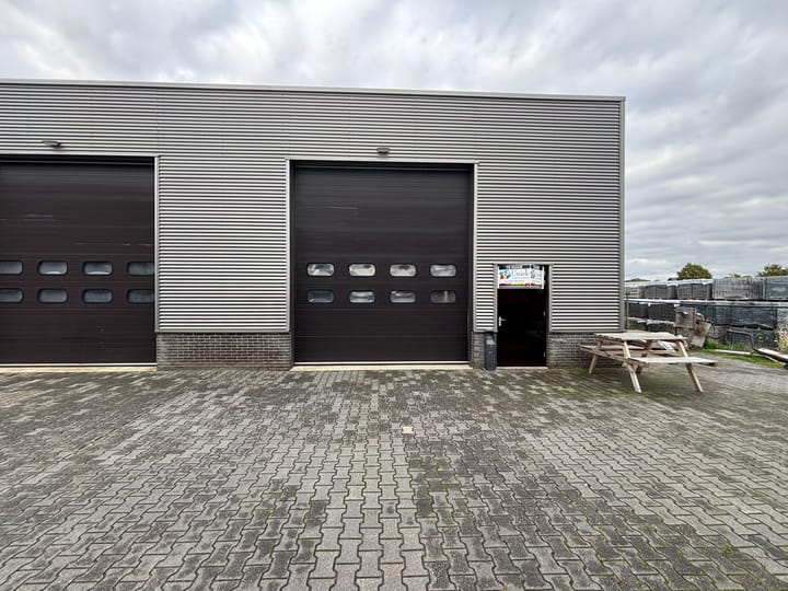 Vonderweg 15, Enter