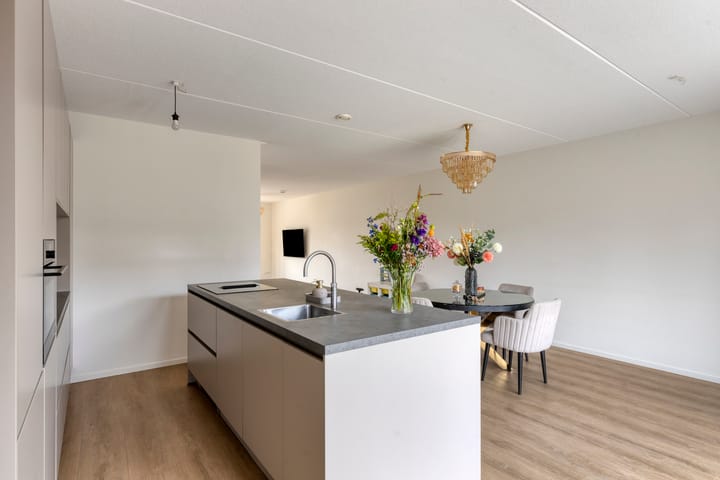 Photo 9 of J. Grootendorststraat 13