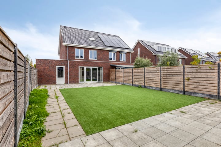 Photo 13 of J. Grootendorststraat 13