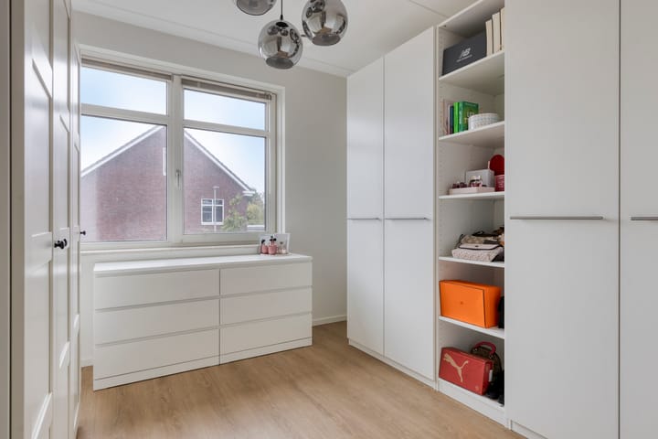 Photo 18 of J. Grootendorststraat 13