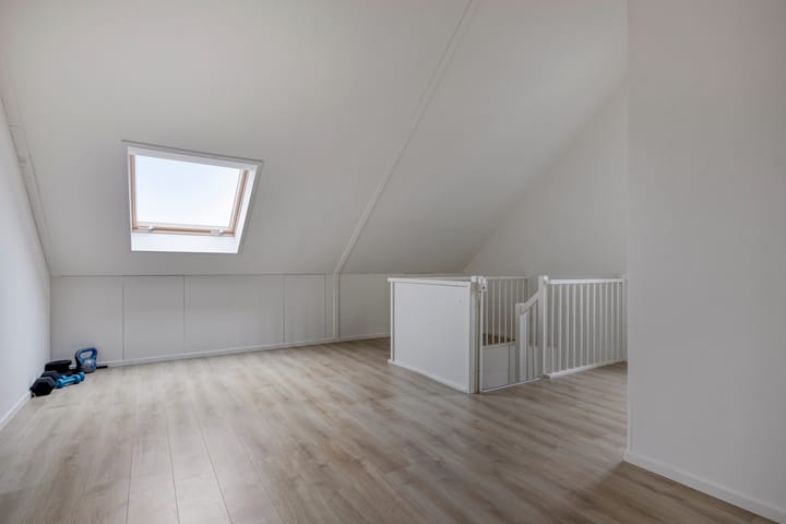 Photo 23 of J. Grootendorststraat 13