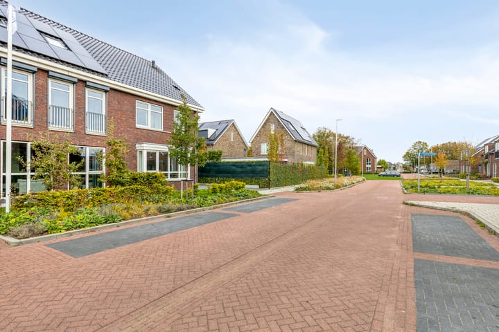 Photo 27 of J. Grootendorststraat 13