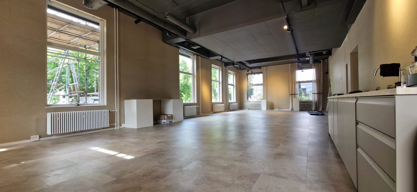 View photo 3 of Westdam 3-E