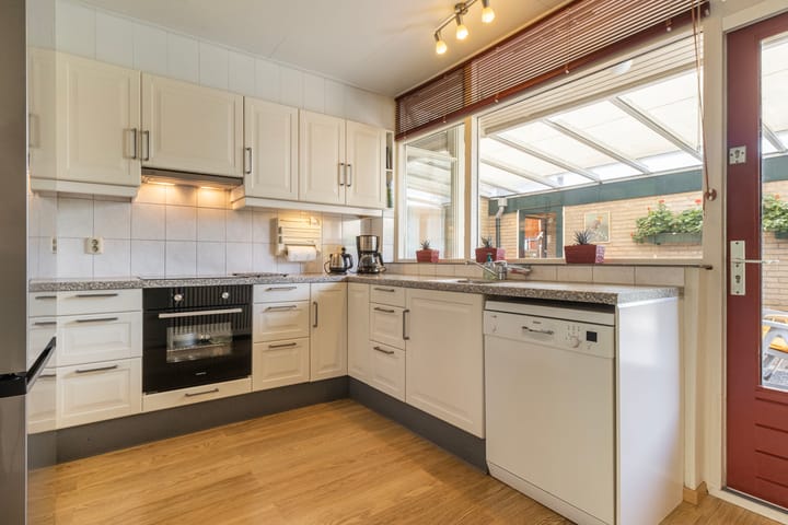 Foto 12 van Weerdestein 50