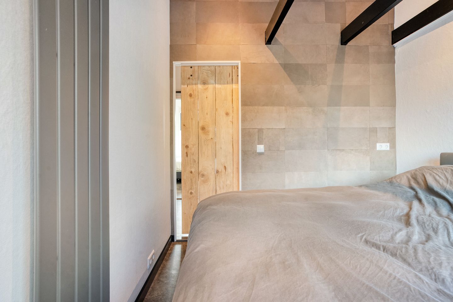 Foto 19 van Thomas a Kempisstraat 153