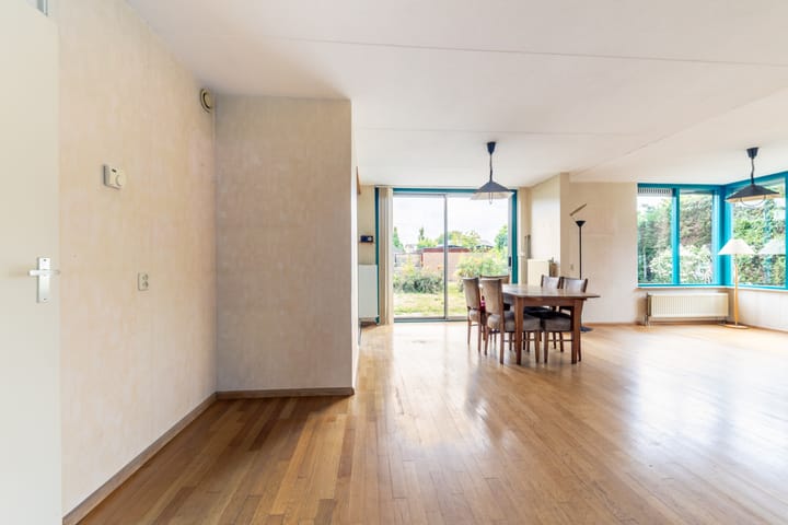 Foto 11 van Van Lottomstraat 1