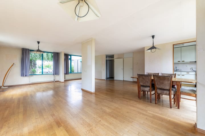 Foto 16 van Van Lottomstraat 1