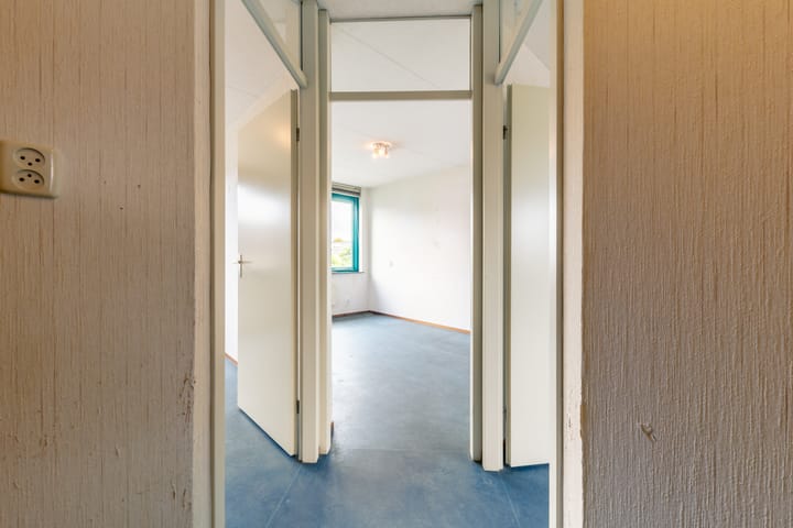 Foto 24 van Van Lottomstraat 1