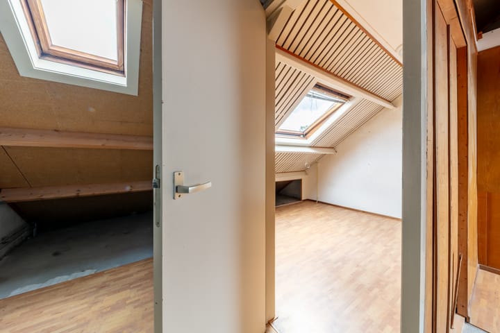 Foto 33 van Van Lottomstraat 1