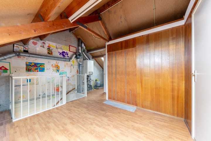 Foto 36 van Van Lottomstraat 1