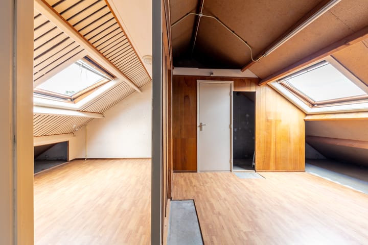 Foto 34 van Van Lottomstraat 1