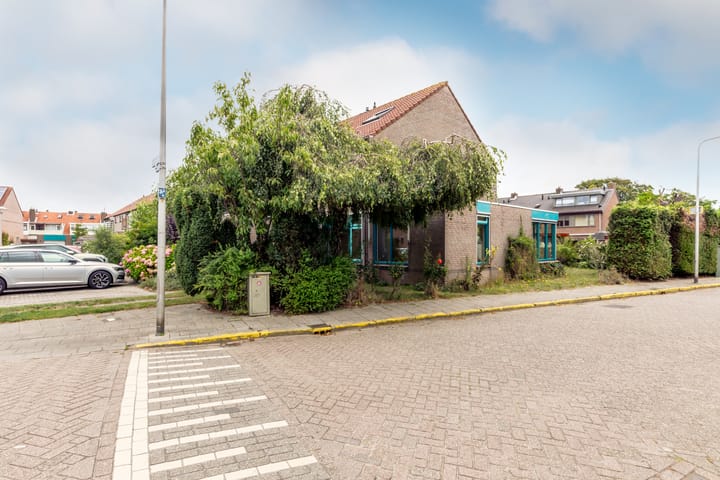 Foto 41 van Van Lottomstraat 1