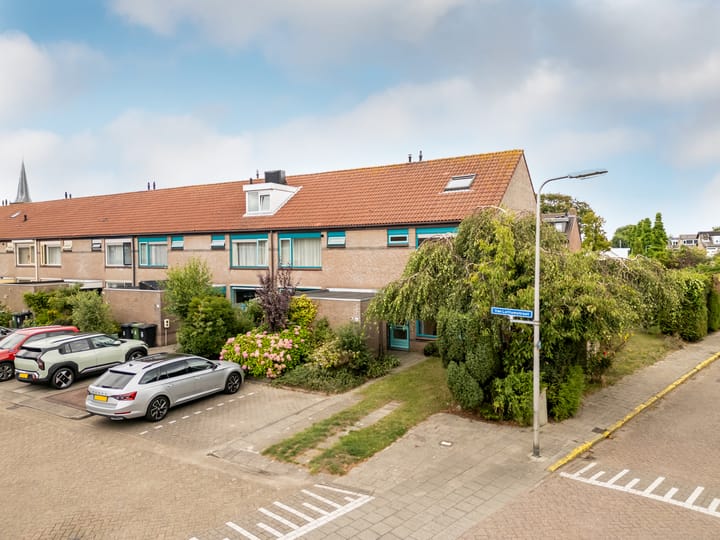 Foto 44 van Van Lottomstraat 1