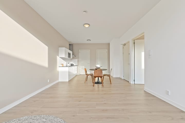 Photo 2 of Leyweg 525-X