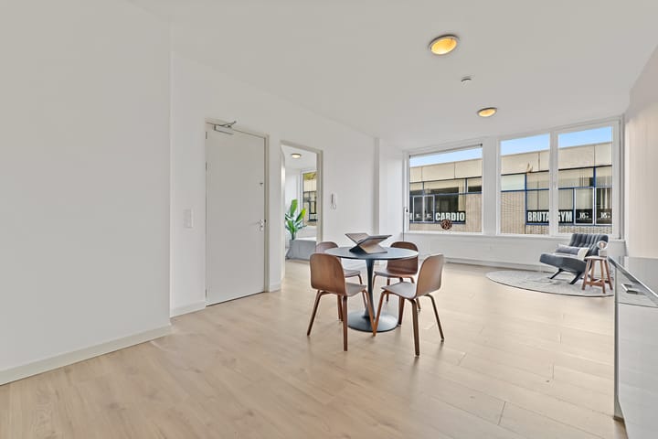 Foto 7 van Leyweg 525-X