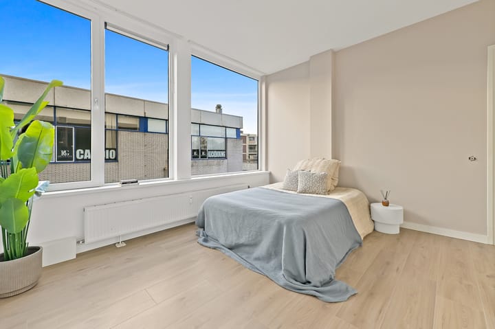 Foto 12 van Leyweg 525-X