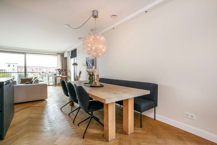 Foto 12 van Madridstraat 216