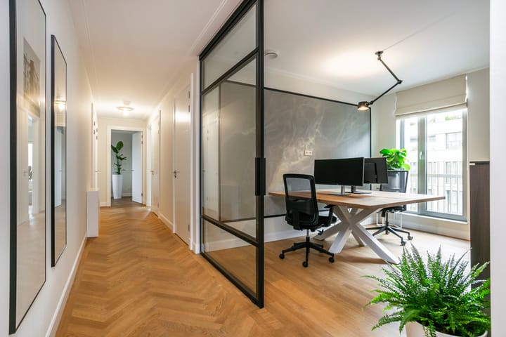 Foto 22 van Madridstraat 216