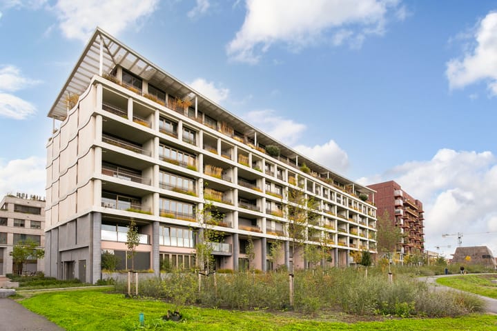 Foto 31 van Madridstraat 216