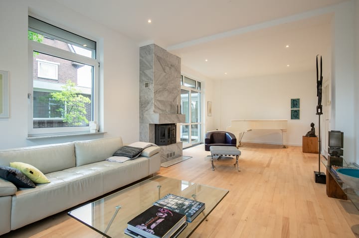 Photo 6 of Mirbachstraat 8