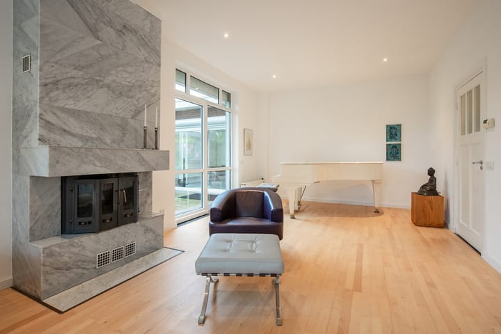 Photo 7 of Mirbachstraat 8