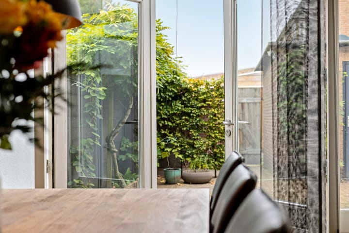 Foto 22 van Lidwinastraat 8