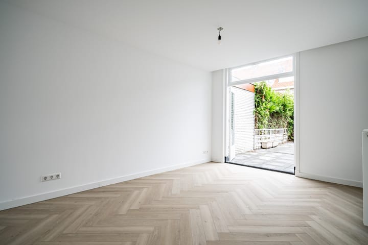 Foto 10 van Borneostraat 45