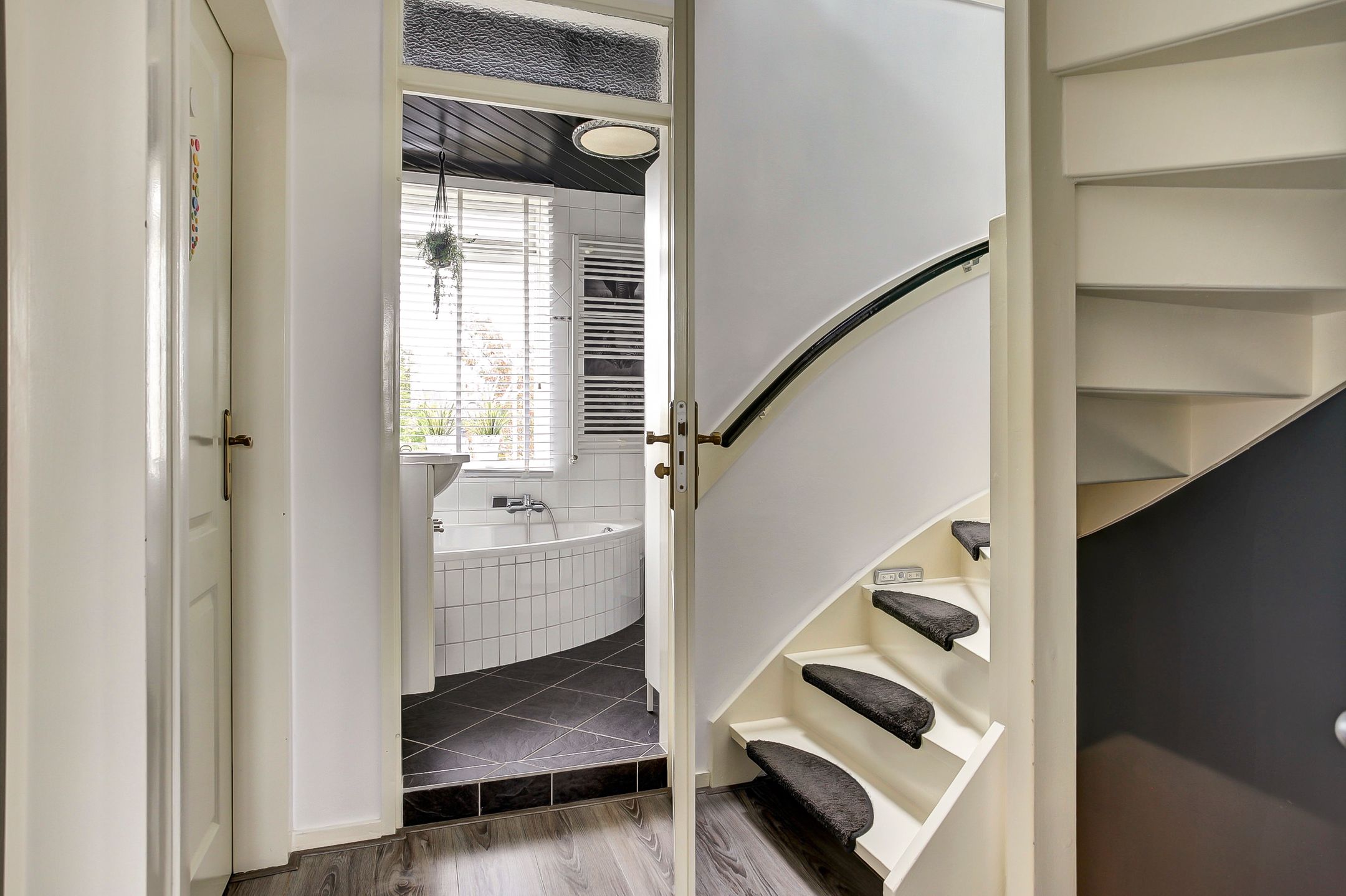 Photo 24 of Scarlet Ducstraat 5