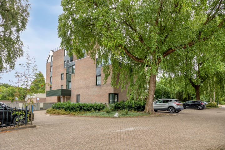 Photo 8 of Bremlaan 12