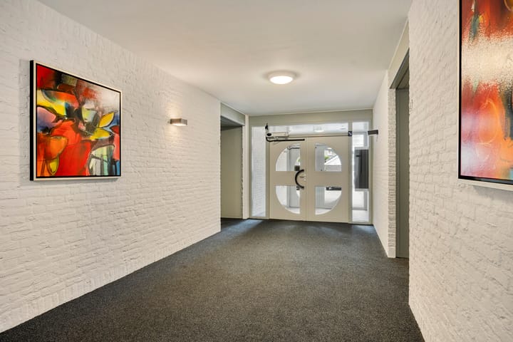 Photo 11 of Bremlaan 12