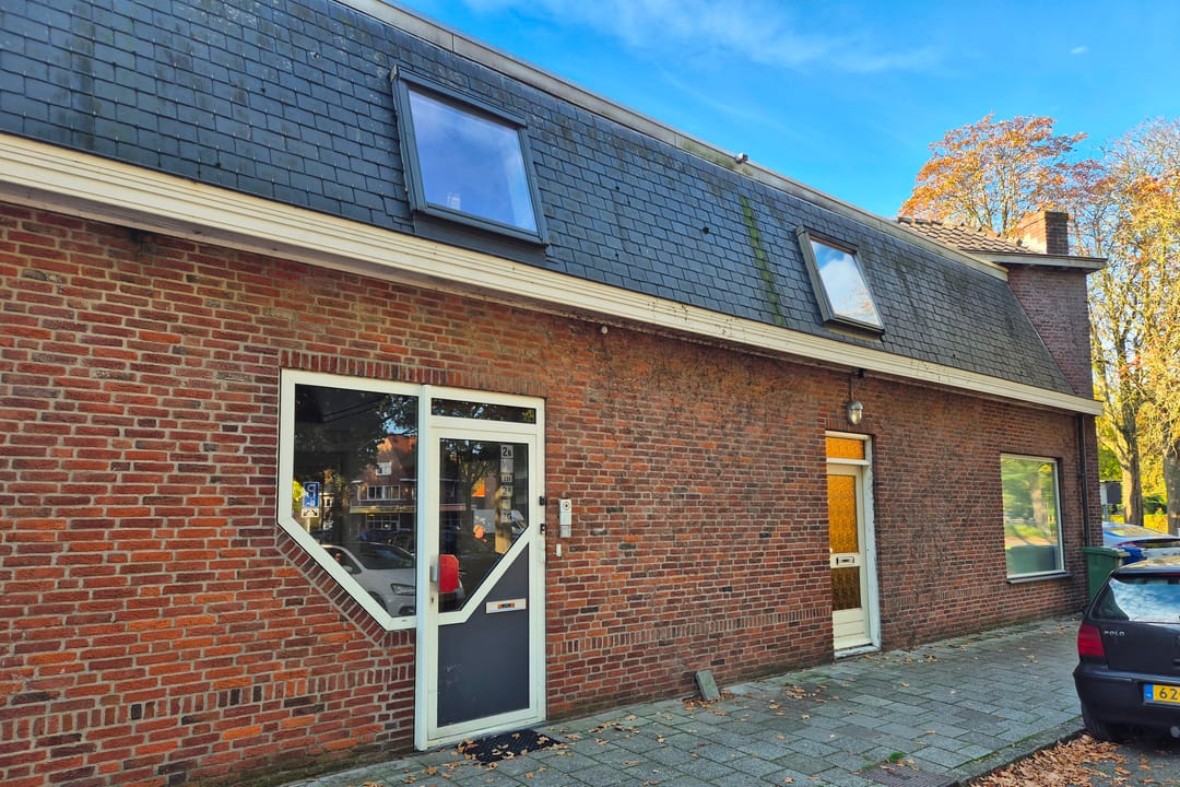 Photo 2 of Bankastraat 2-D