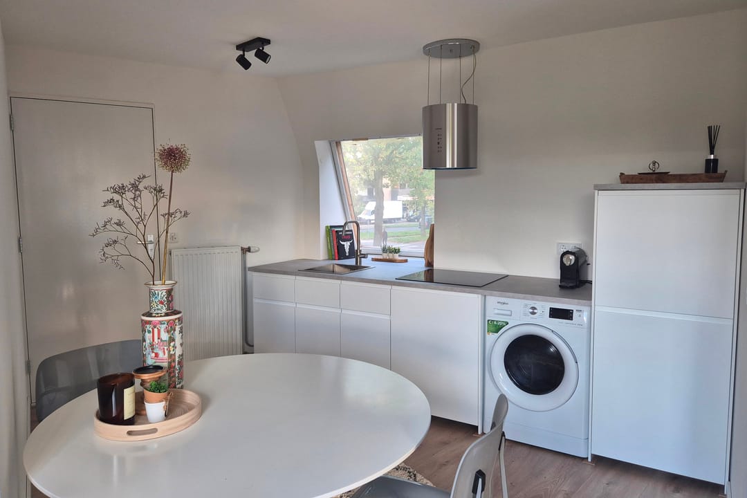 Photo 7 of Bankastraat 2-D