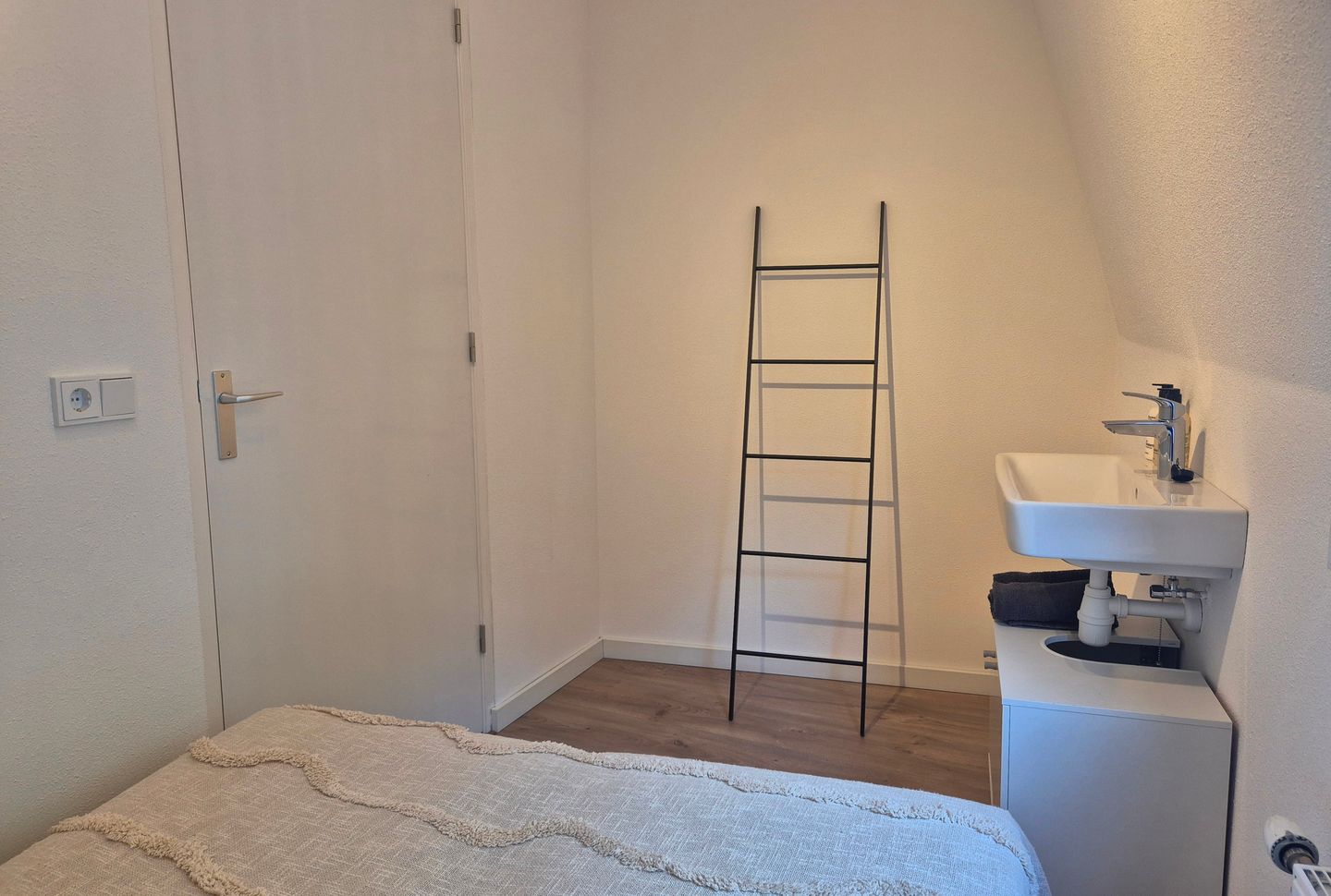 Photo 14 of Bankastraat 2-D