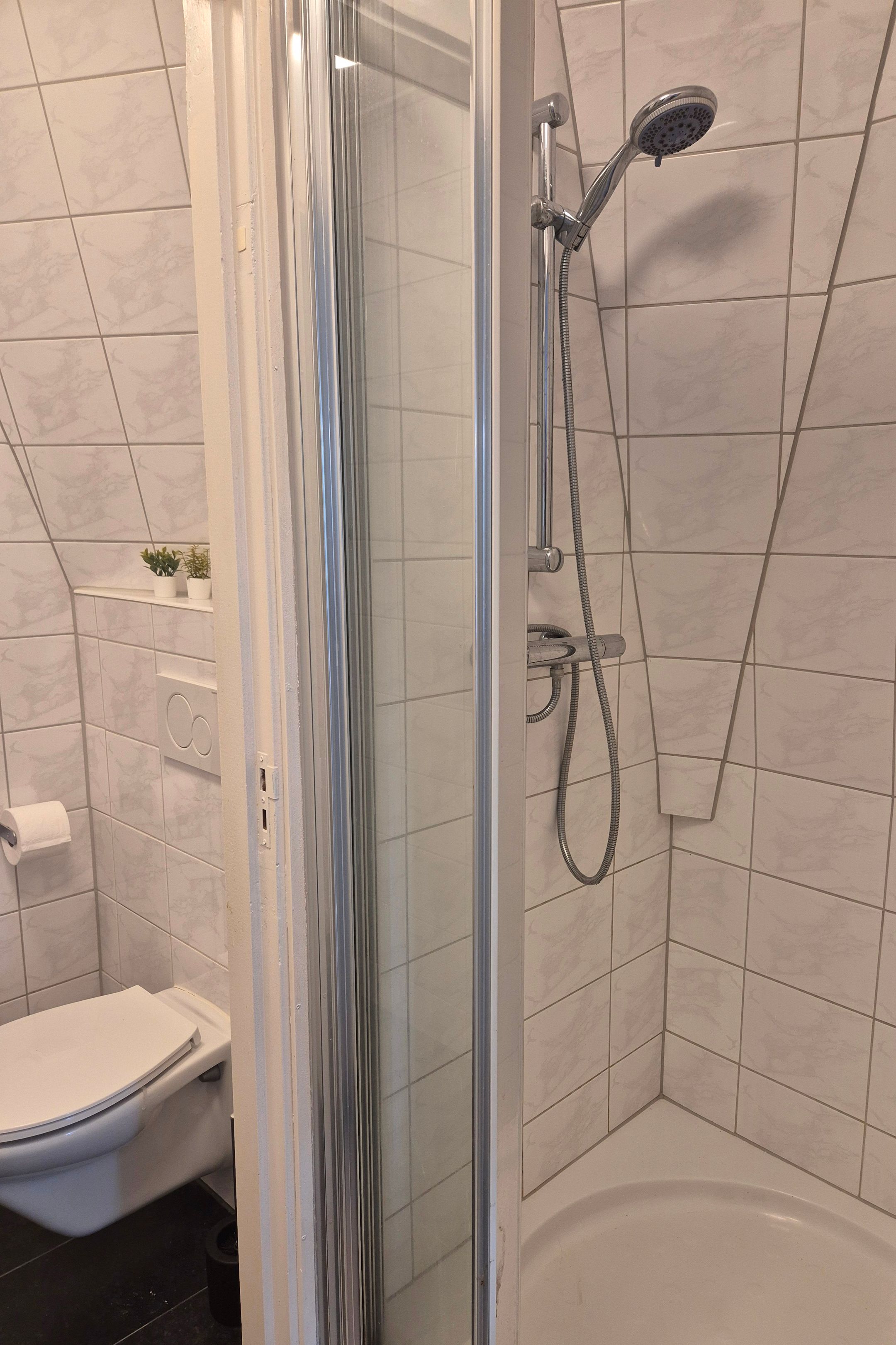 Photo 18 of Bankastraat 2-D