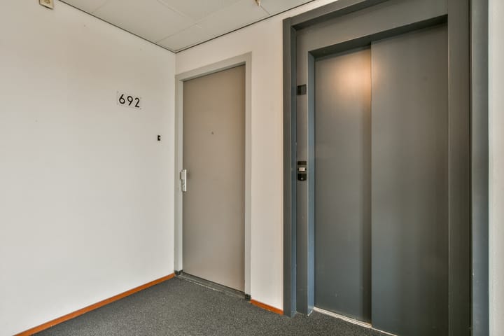 Foto 16 van Maria Austriastraat 692-C