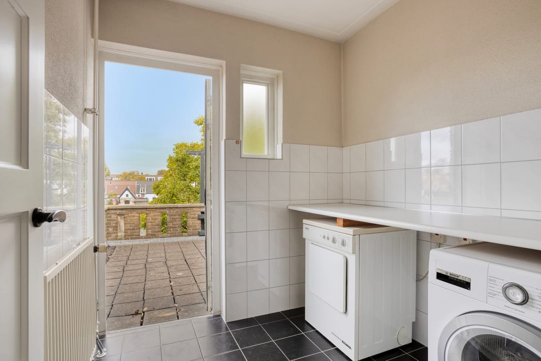 Photo 22 of Hoge Rijndijk 21