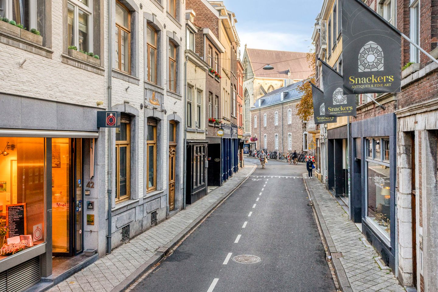 View photo 2 of Sint Pieterstraat 32-34